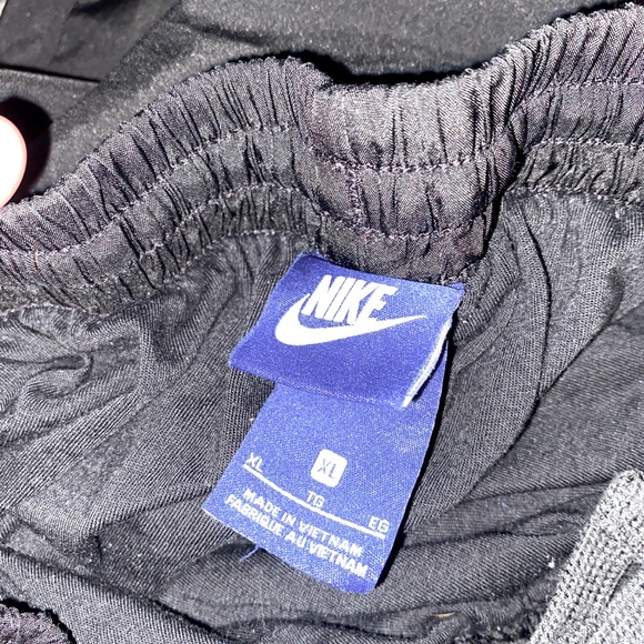 nike sweats - Picture 2 of 2